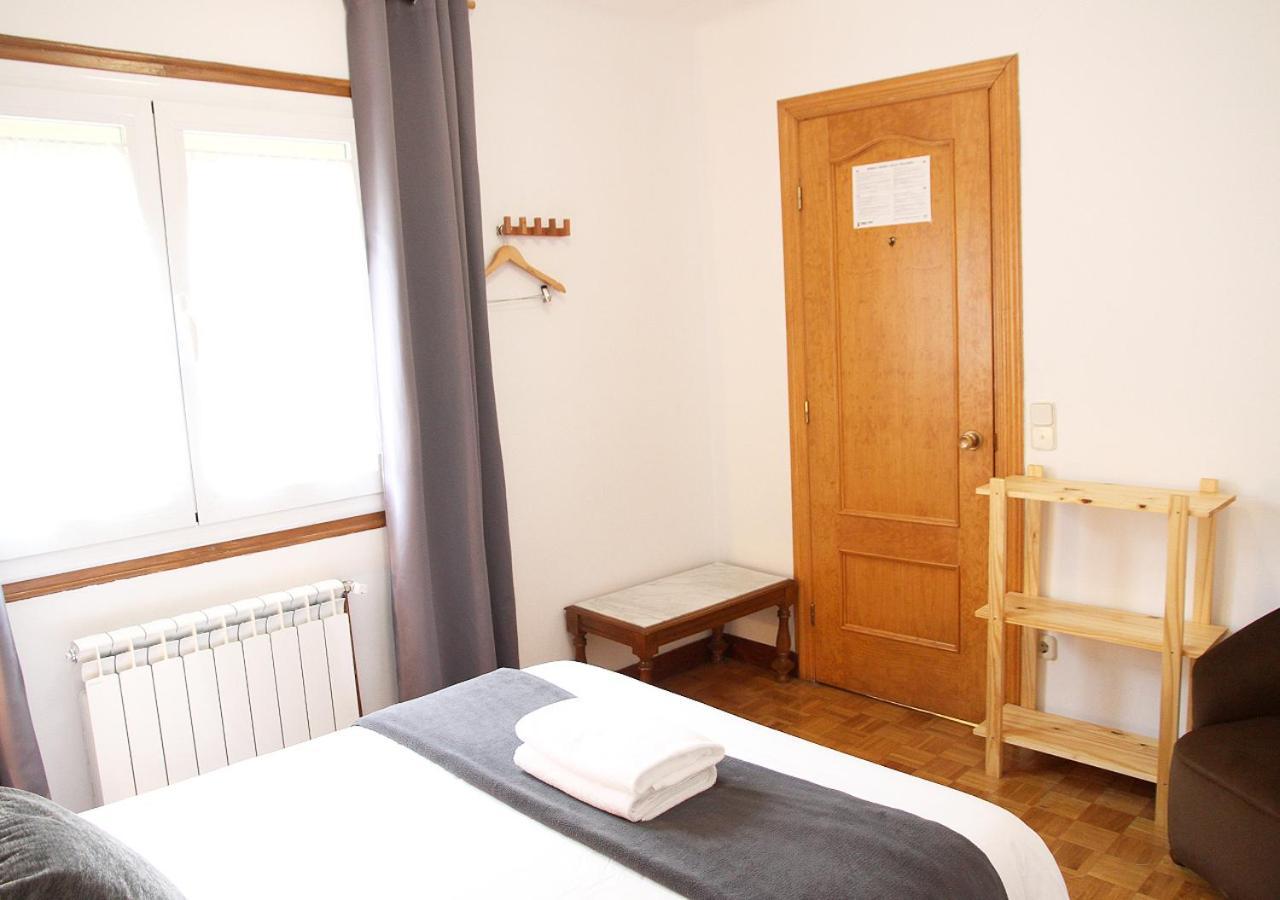 Hostal Fonda Prat Puigcerdà Kültér fotó