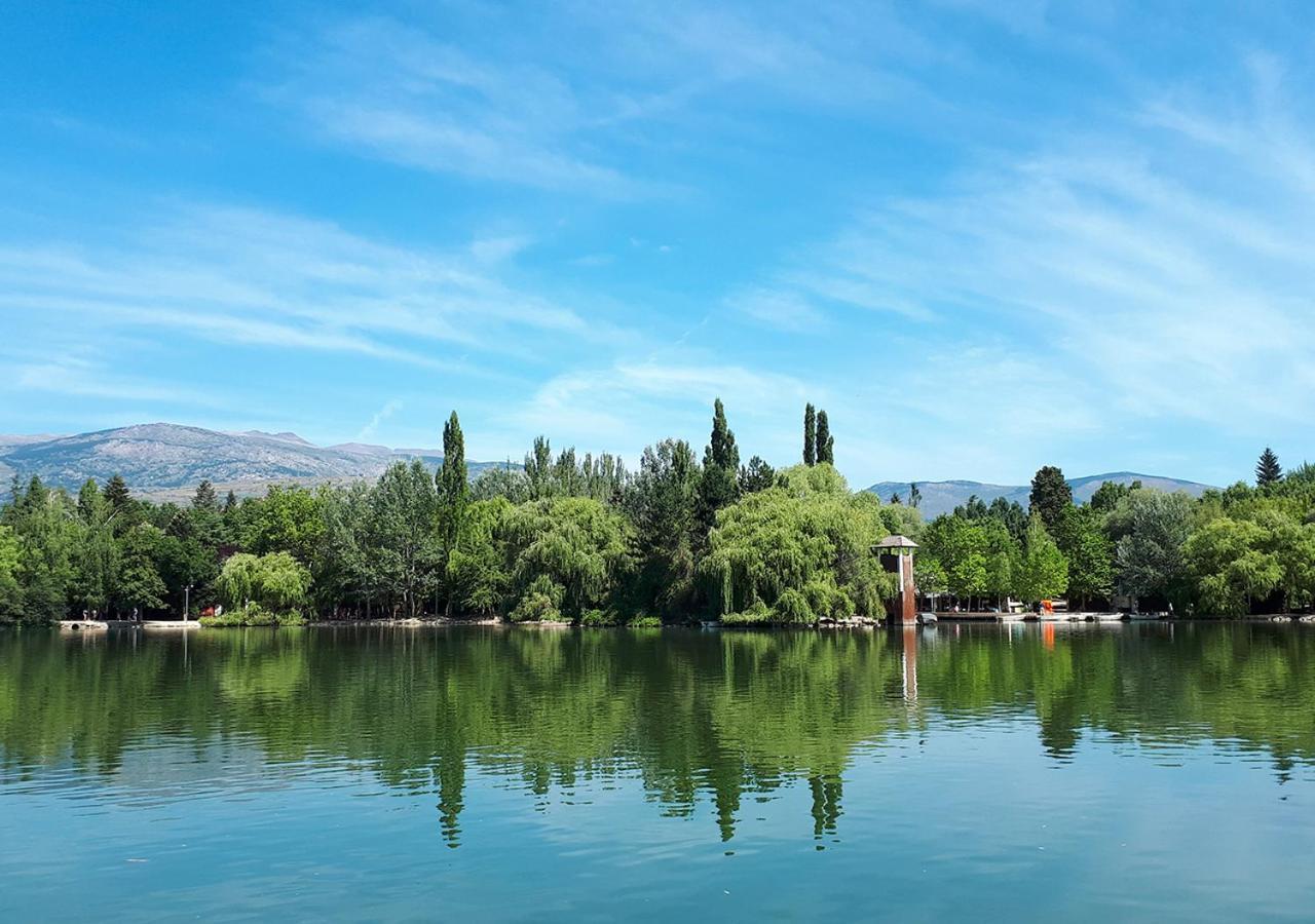 Hostal Fonda Prat Puigcerdà Kültér fotó